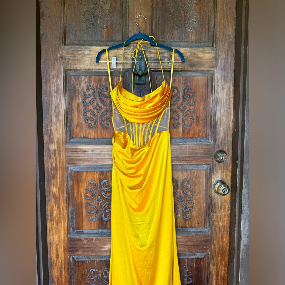 Gianni Binni formal/prom dress